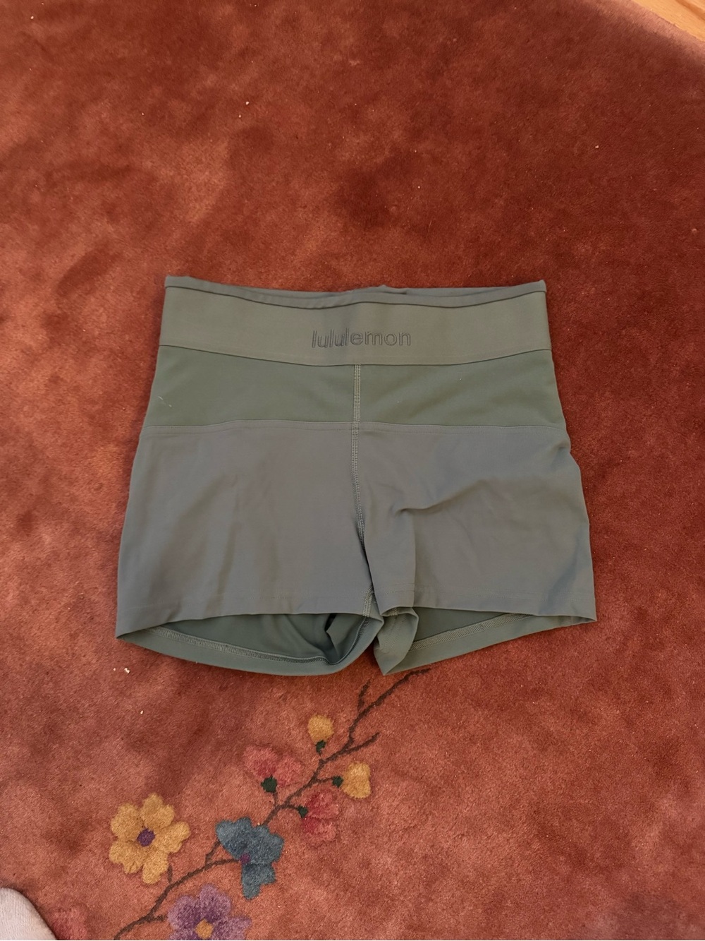 lululemon athletica Women's Olive Green High-Rise Bike Shorts